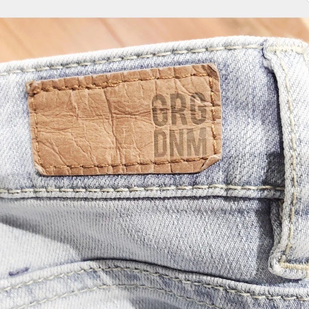 GARAGE Y2K Vintage Low Rise Stretch Denim Jeggings In Light Wash - Picture 10 of 16